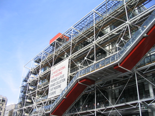 Centro George Pompidou, realizada en colaboración con  Gianfranco Franchini. Imaxe tomada de http://en.wikipedia.org/wiki/Centre_Georges_Pompidou